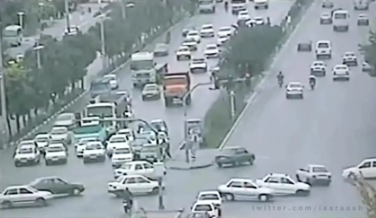فیلم تصادف شدید در مشهد از دید دوربین های ترافیکی