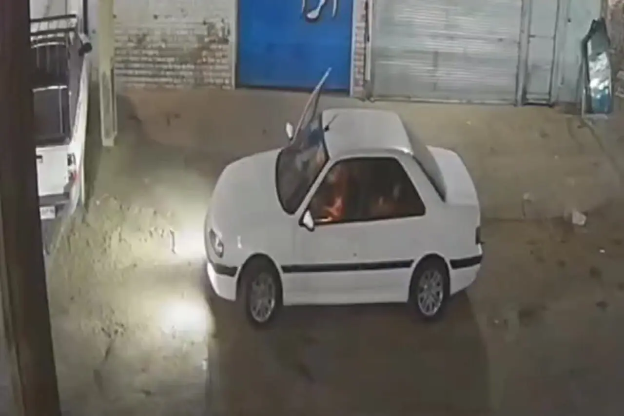 پرت کردن یک خانم به بیرون ماشین حین سرقت در دزفول
