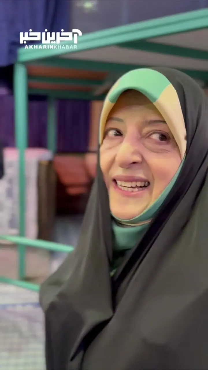 معصومه ابتکار با حضور در حسینیه جماران رای خود را به صندوق انداخت