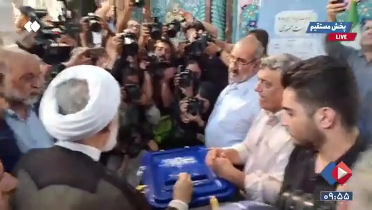 پورمحمدی رای خود را به صندوق انداخت