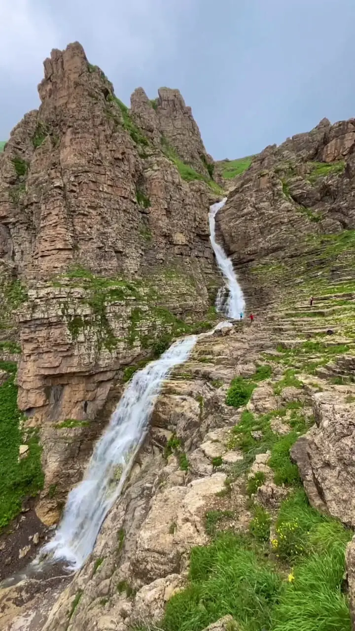 فیلم دلنشین از آبشار سیاچشمان واقع در چالوس