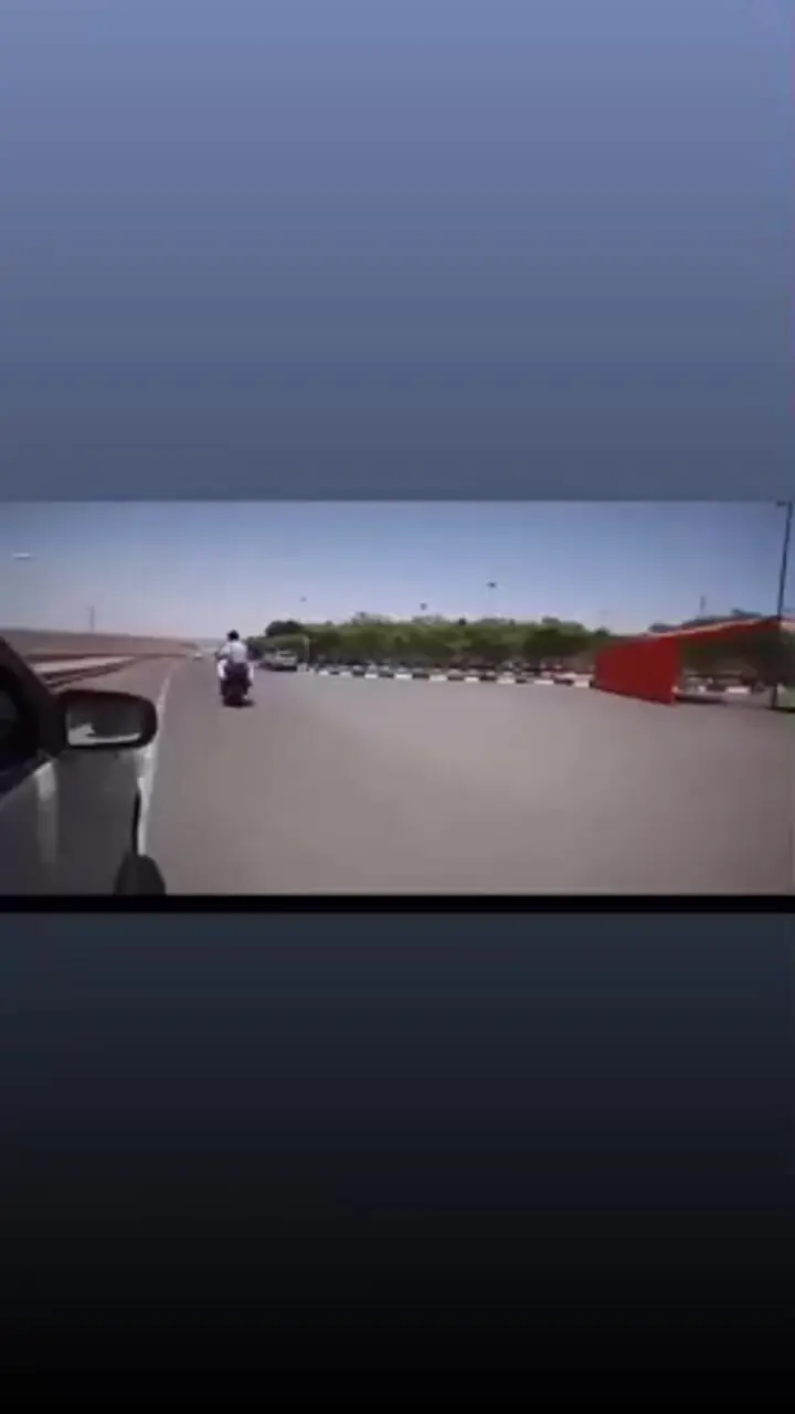 فیلم لحظه زمین خوردن موتورسوار حین انجام حرکات نمایشی