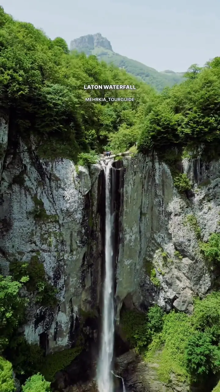 فیلم چشم نواز از مرتفع ترین آبشار کشور/ آبشار لاتون