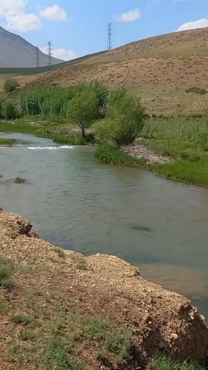 مسیر چادگان به چشمه دیمه روستای خرسانک خشتی + فیلم