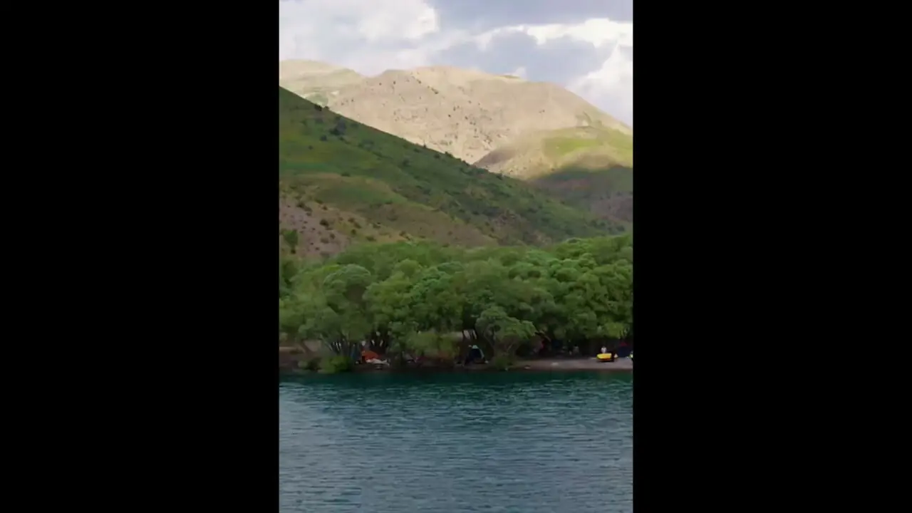 فیلم دیدنی از دریاچه گهر واقع در لرستان 