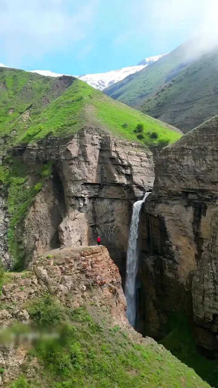 ویدیو دیدنی از آبشار وطبیعت مازندران