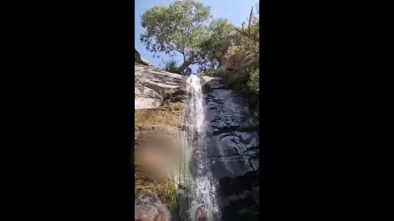 آبشار سیجان گوهری زیبا در دل جاده چالوس + فیلم 