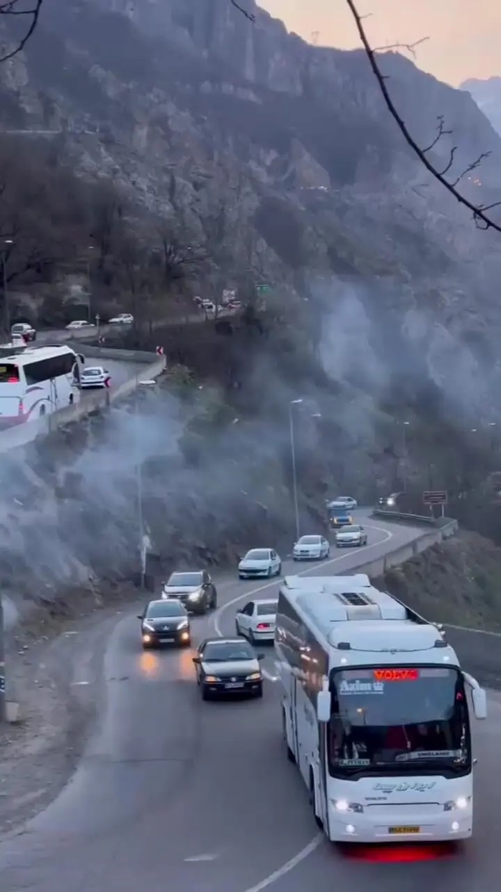 فیلم سفر به جاده هزار چم