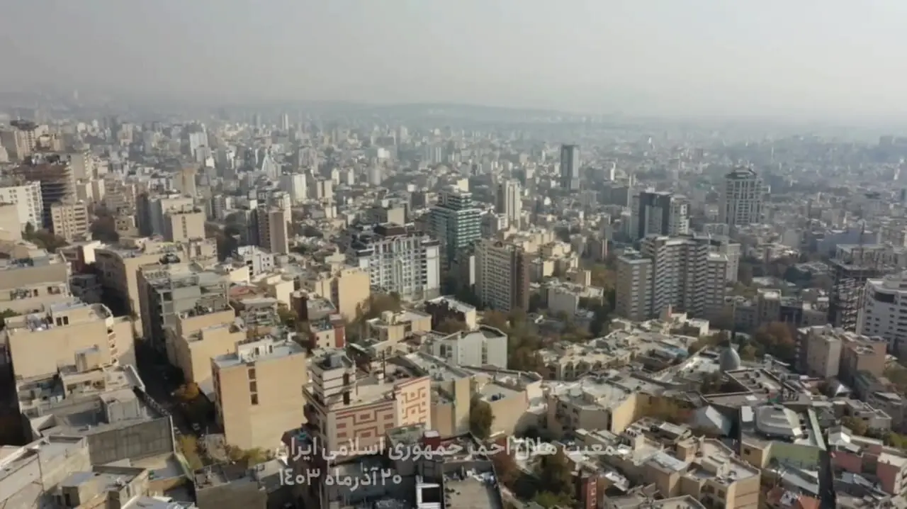 هم اکنون؛ تصاویر هوایى از  شدت آلودگى هوا در تهران