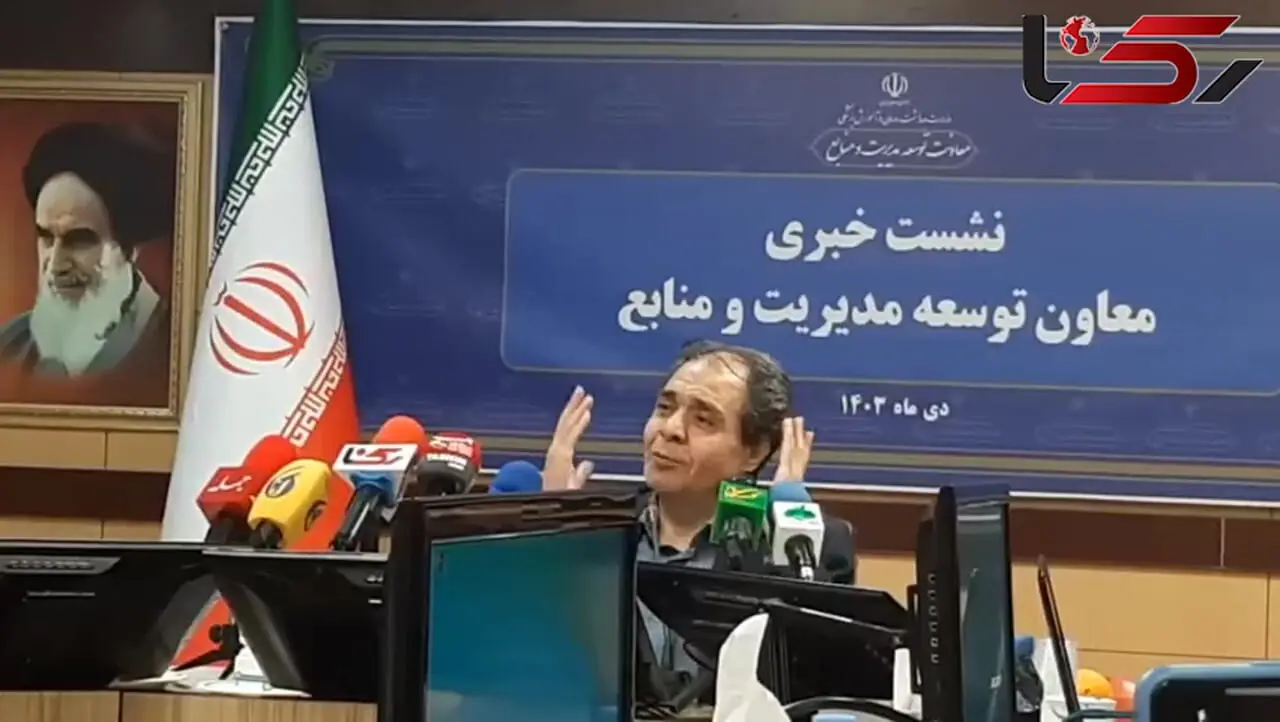 معاون وزیر بهداشت : ۳۲ هزار میلیارد تومان بدهی به نیروی انسانی داریم
