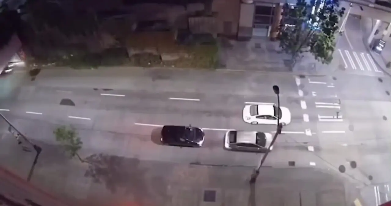 فیلم تصادف‌های مکرر رانندگان در تونل خیابان اتحادیه