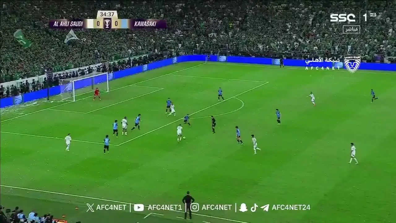گل اول الاهلی به کاوازاکی توسط گالنو 35