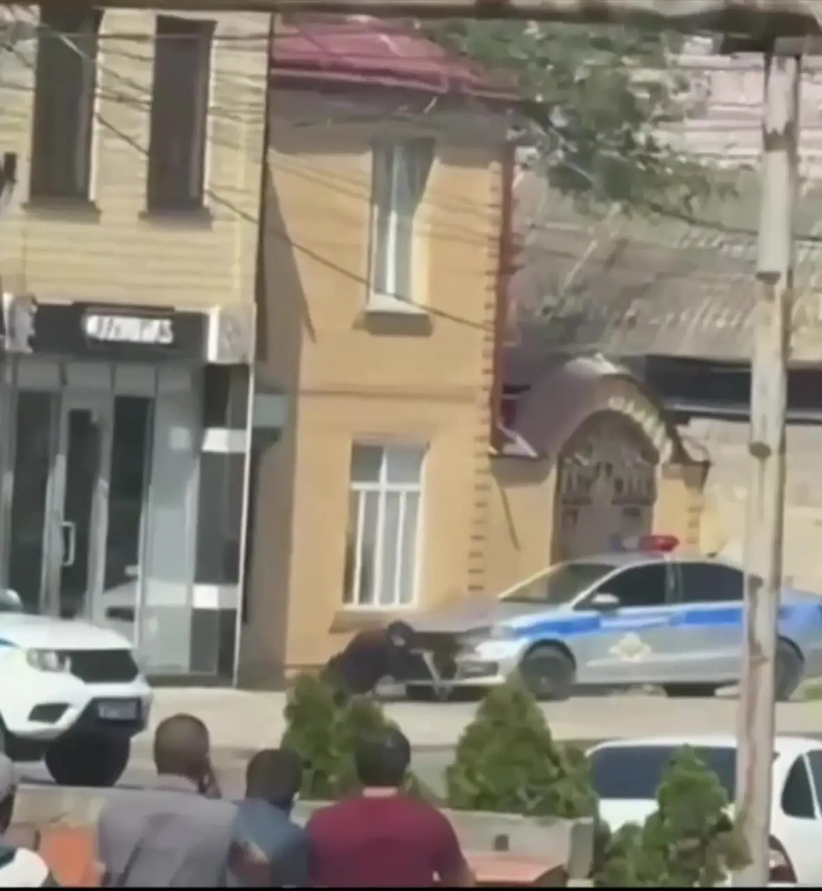 فیلم حمله خونین به گشت پلیس