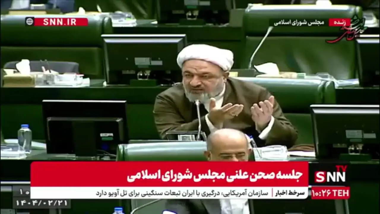  رسایی: اگر در مجلس درباره ناترازی و کمبودها صحبت نکنیم درباره چه چیزی صحبت کنیم؟ فوتبال آقای پزشکیان؟! 
