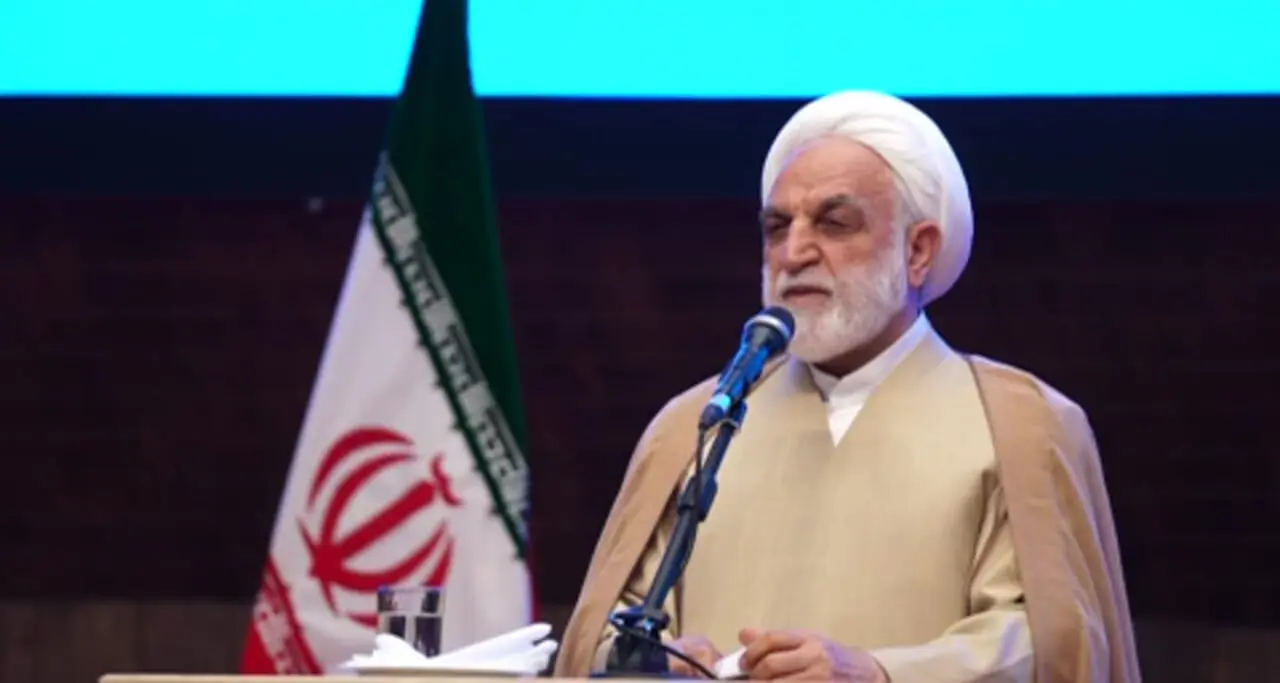 نباید هیچ باکی از هیاهو، شایعه‌پراکنی و فضاسازی رسانه‌ای داشته باشیم