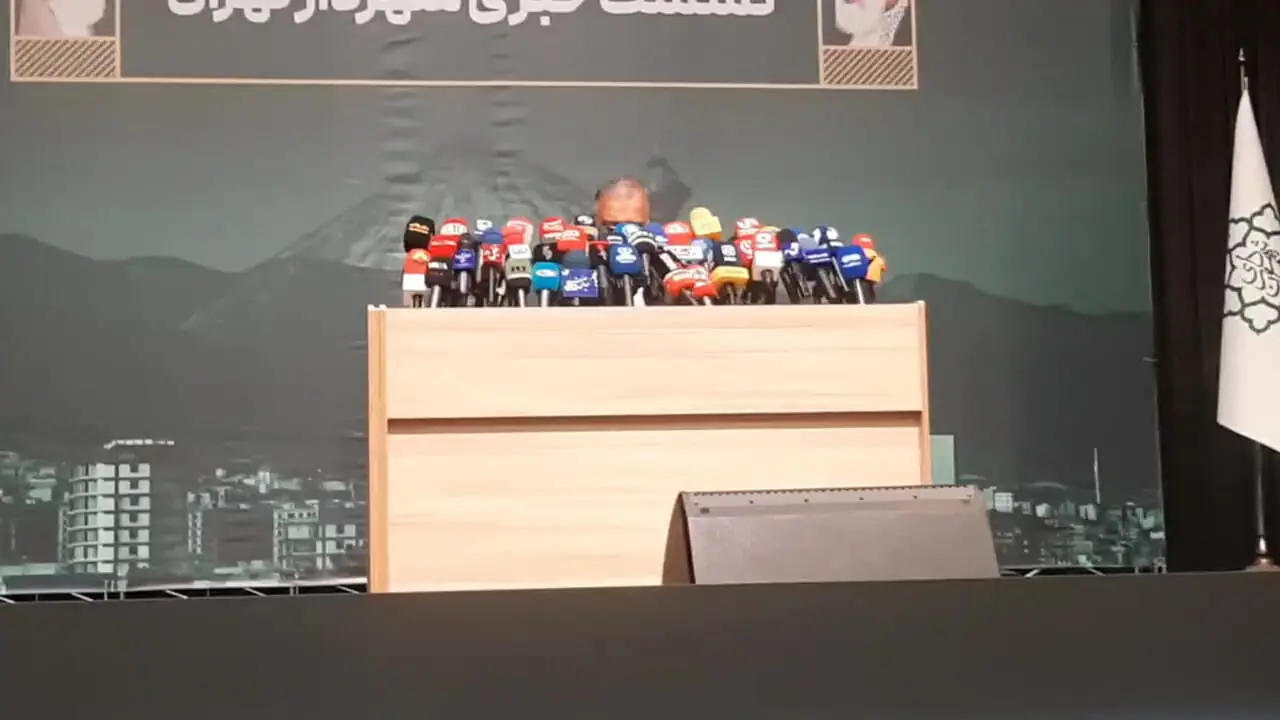 زاکانی: ساخت هتل ولنجک قانونی است / همه ایرادات رد شده‌اند