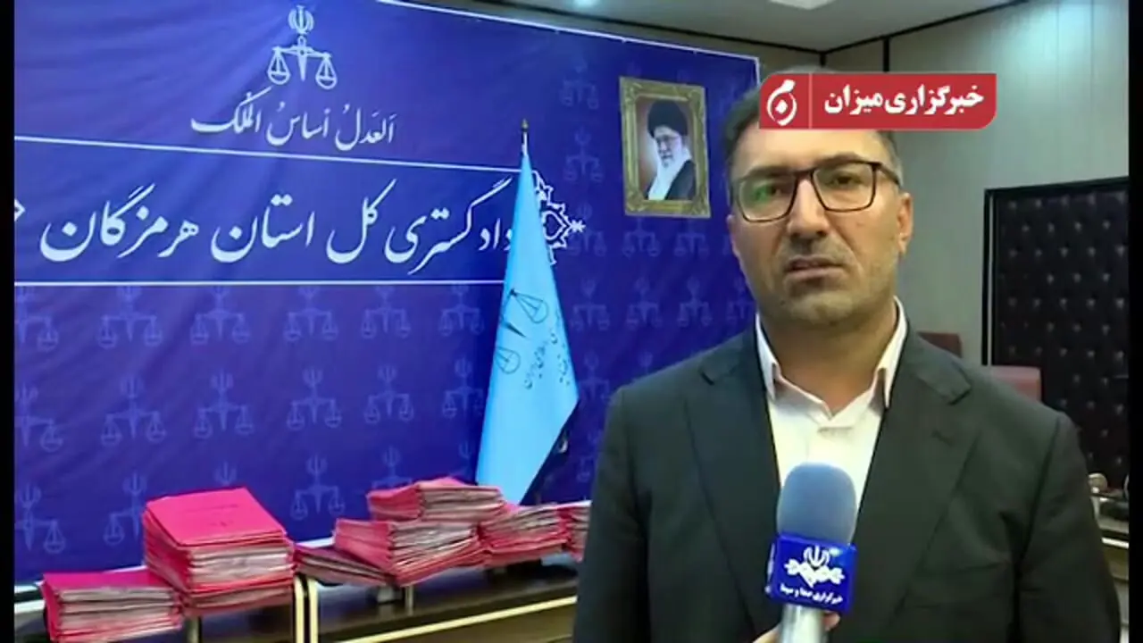 فیلم / تشکیل ۳۰۳ پرونده قضایی برای سرکردگان قاچاق سوخت در بندرکلاهی میناب