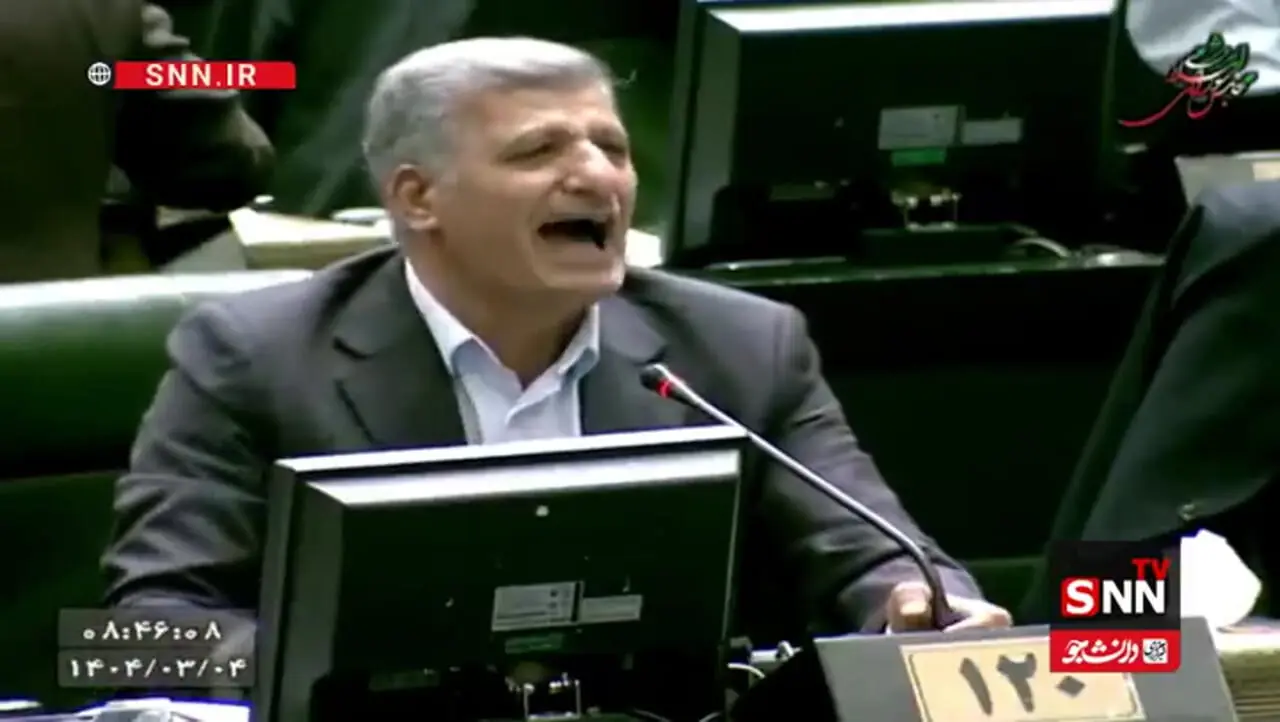 ارسال پیامک‌های تهدیدآمیز به نمایندگان مجلس/ منشأ پیامک‌های تهدیدآمیز باید شناسایی شود + فیلم