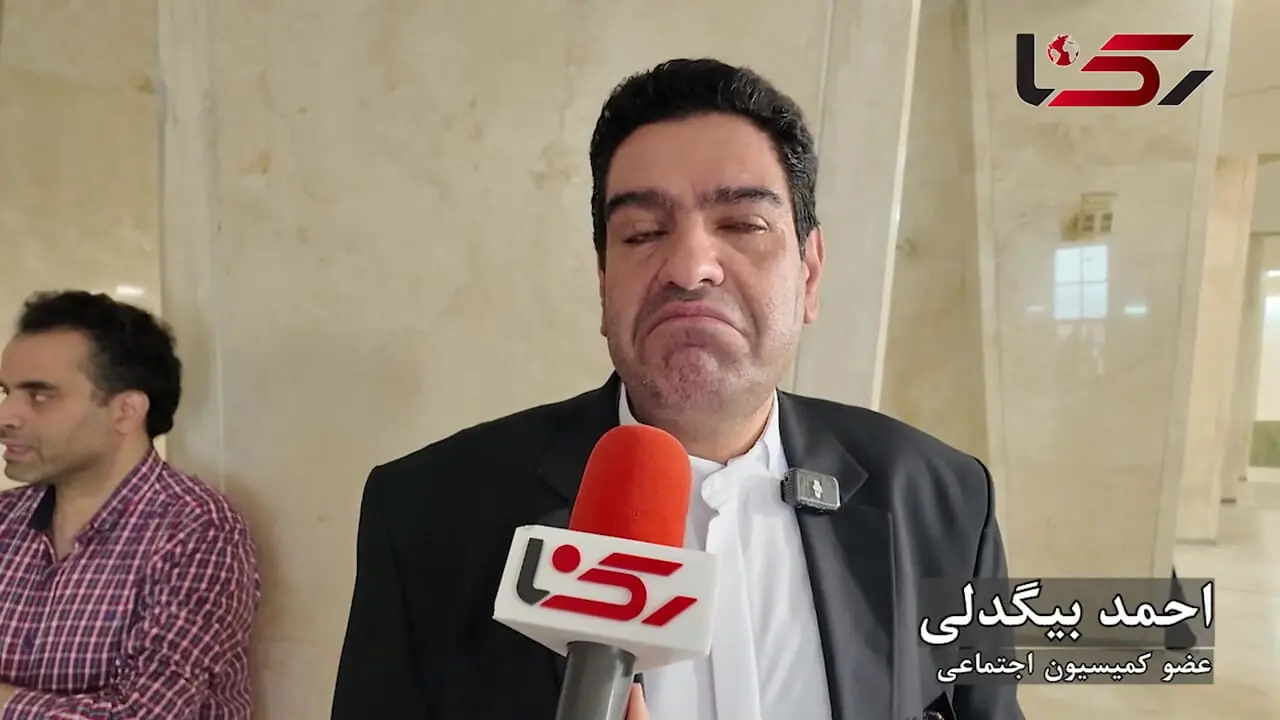 پیامک‌های انتخاباتی مهندسی شده است / جبهه پایداری دچار اختلافات شدید شده است