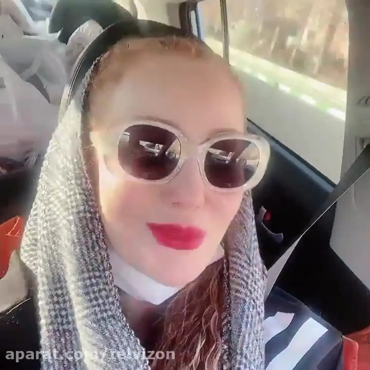 فیلم آواز ملیح آرام جعفری با آهنگ باشکوه کوروش یغمایی/ شب تو موهای قشنگت لونه کرده !