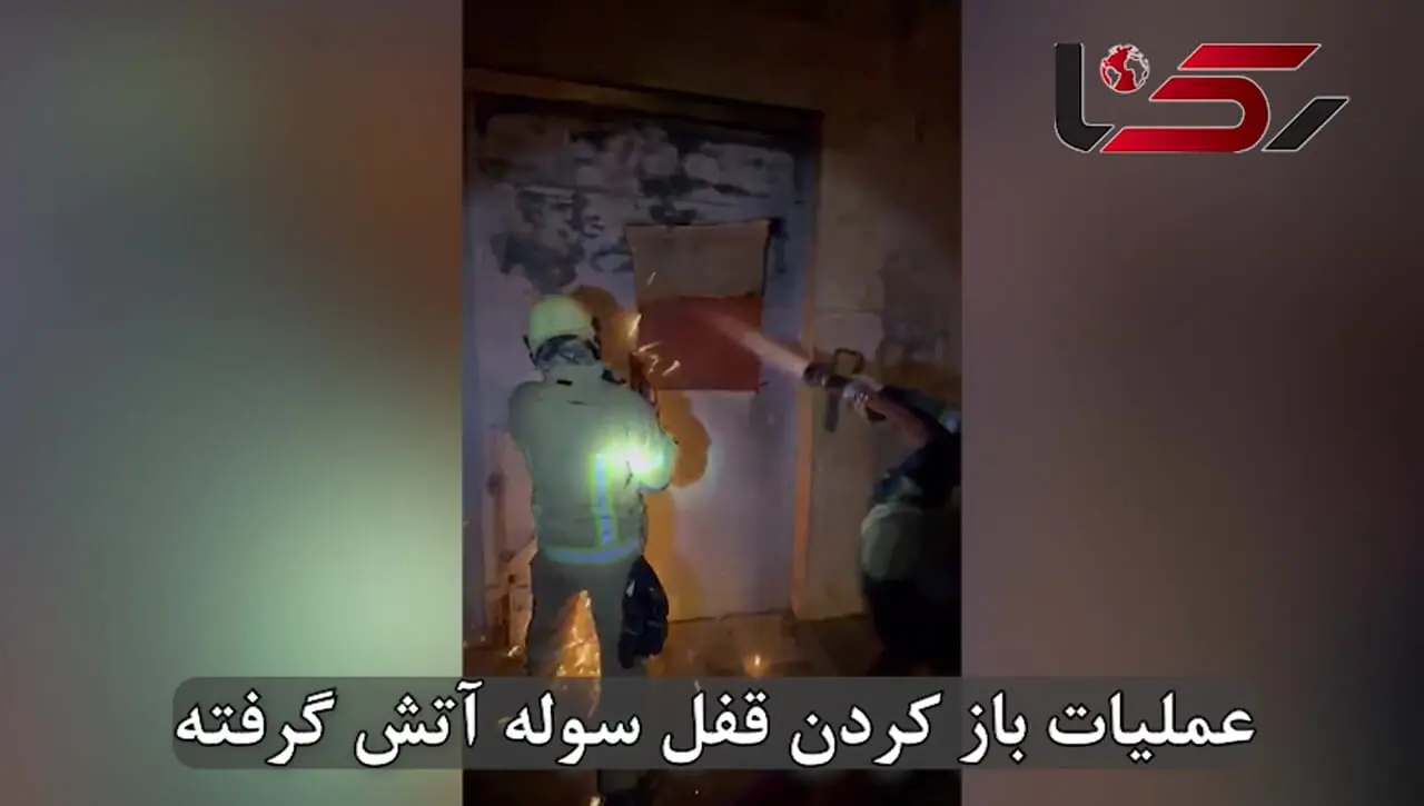 فیلم آتش‌سوزی مهیب در انبار 2000 متری لوازم یدکی تهران / 10 ایستگاه آتش‌نشانی به محل اعزام شدند