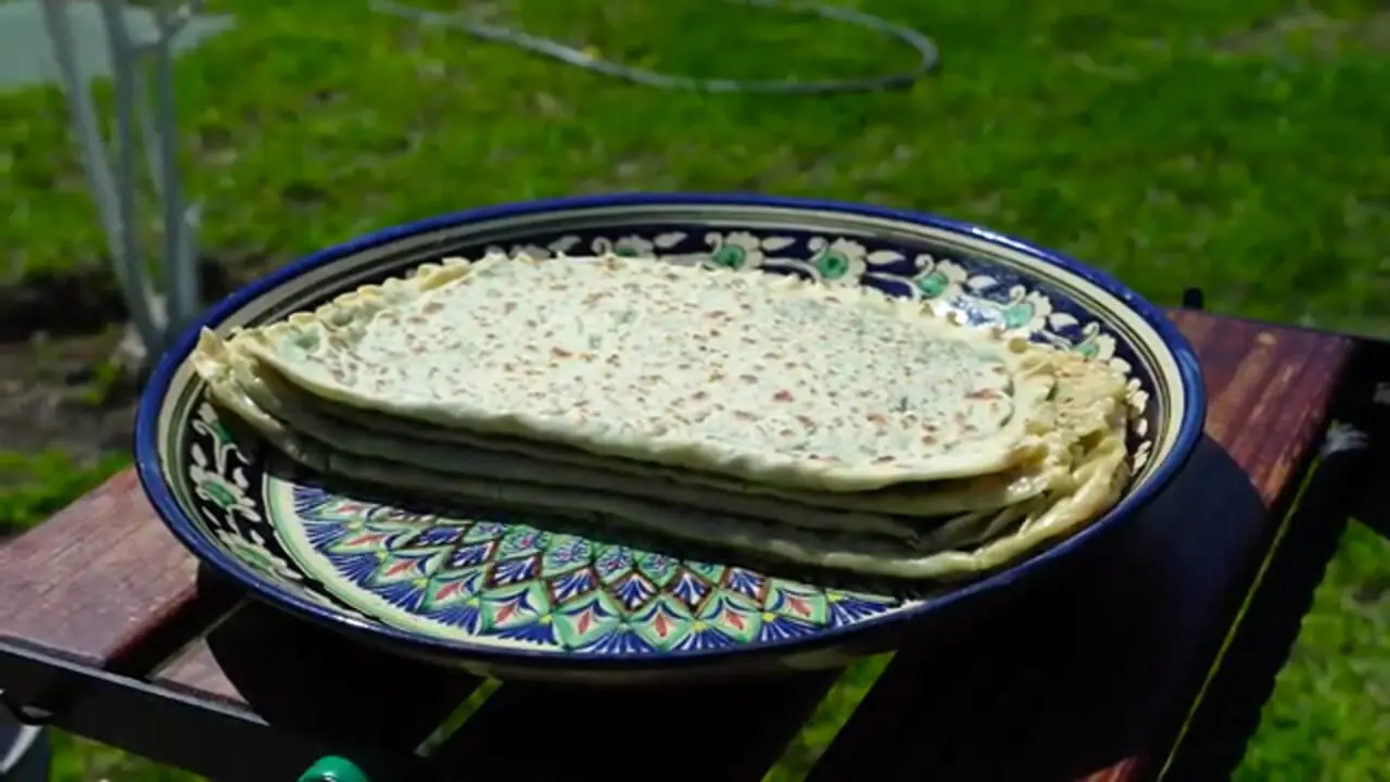 سفر به داغستان؛ آشپزی روستایی با کُتاب سنتی و سبزیجات بهاری