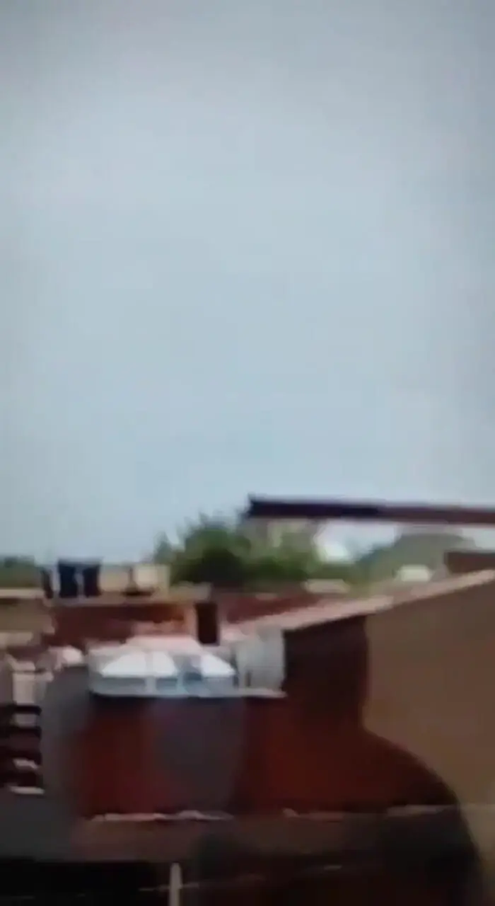 فیلم لحظه سقوط بوئینگ ۷۸۷ در هند