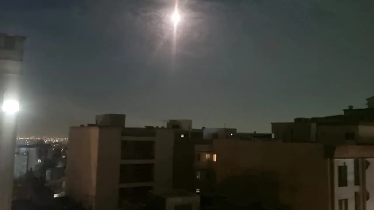 فیلم ها و تصاویر انفجار ها در تهران در پی حمله اسرائیل