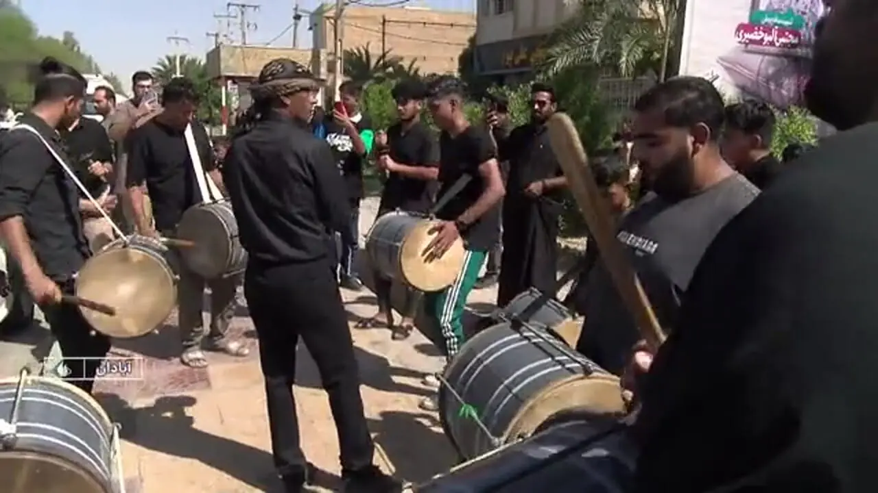 تشییع پیکر شهید مدافع وطن در آبادان