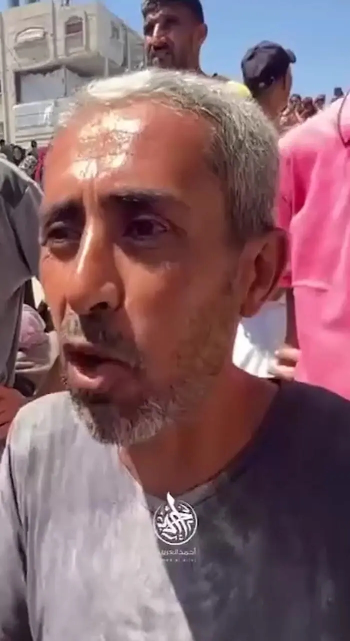 توزیع آرد در میان اهالی شهر غزه از سوی برنامه جهانی غذا + فیلم 