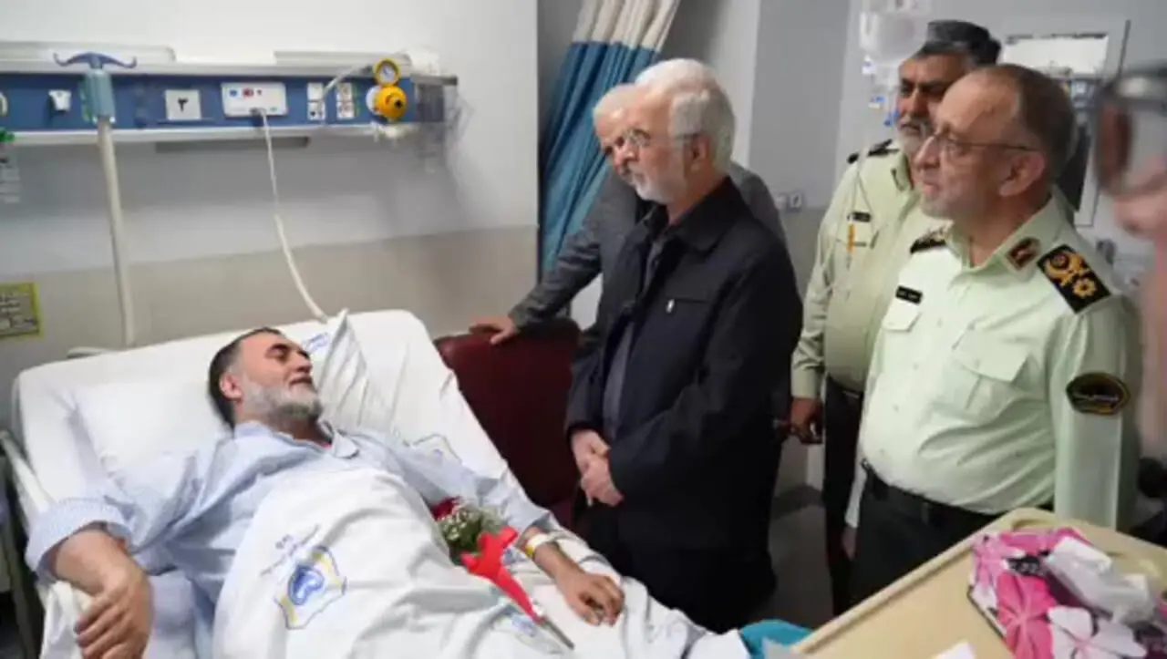 عیادت اسکندر مومنی از مجروحان پلیس حملات رژیم صهیونیستی / وزیر کشور قدردان همت آنها شد!