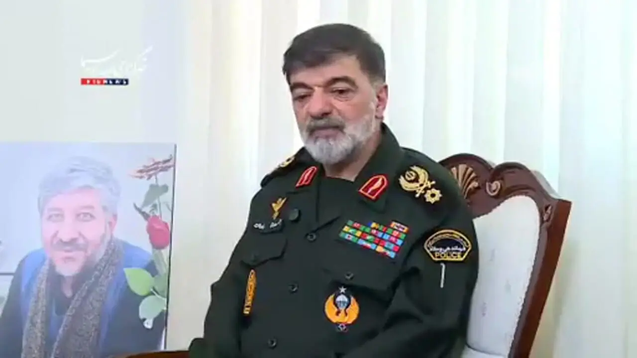 دیدار و گفتگوی فرمانده فراجا با خانواده شهید پلیس
