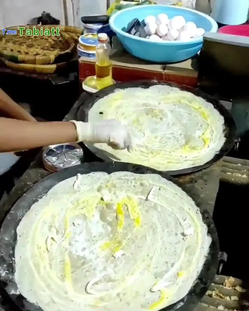 نان تموشی یا رگاگ از خوشمزه‌ ترین نان‌ های استان هرمزگان