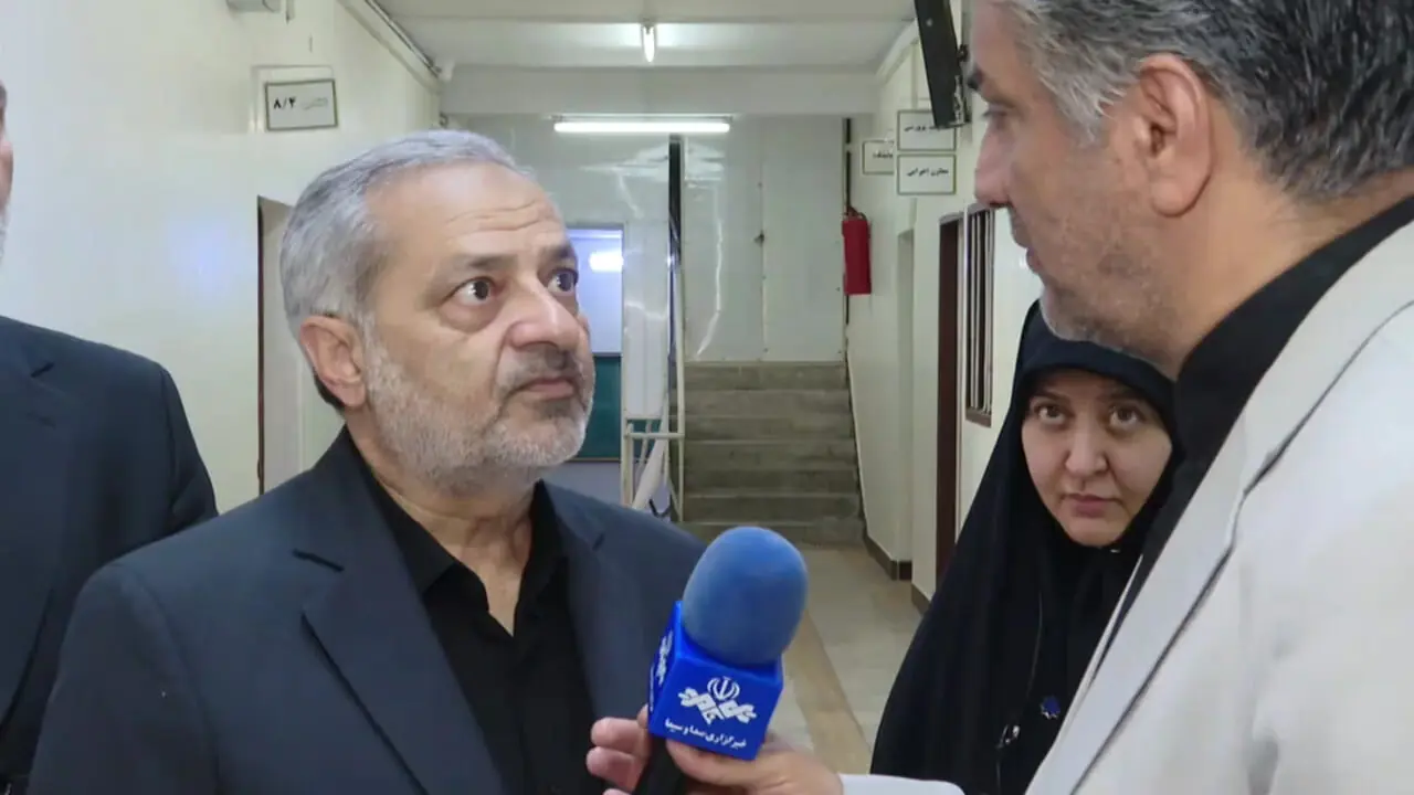 فیلم / وزیر آموزش و پرورش: ثبت نام دانش آموزان در مدارس امسال در ۵ روز اول هفته انجام می شود و تا اول شهریور به پایان می رسد