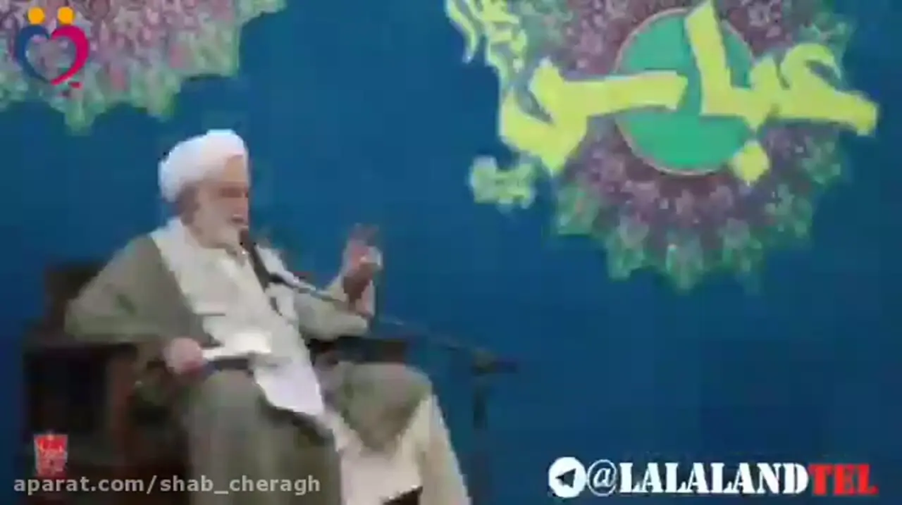 فیلم  قرائتی: من سه قلعه رو فتح کردم با سه تا خنده ... رفتم پیش آیت الله اتاق بگیرم بهم اتاق ندادن گفتن ریش نداری.. خندوندمش با این خنده قانون عمامه و ریش رفت هوا..