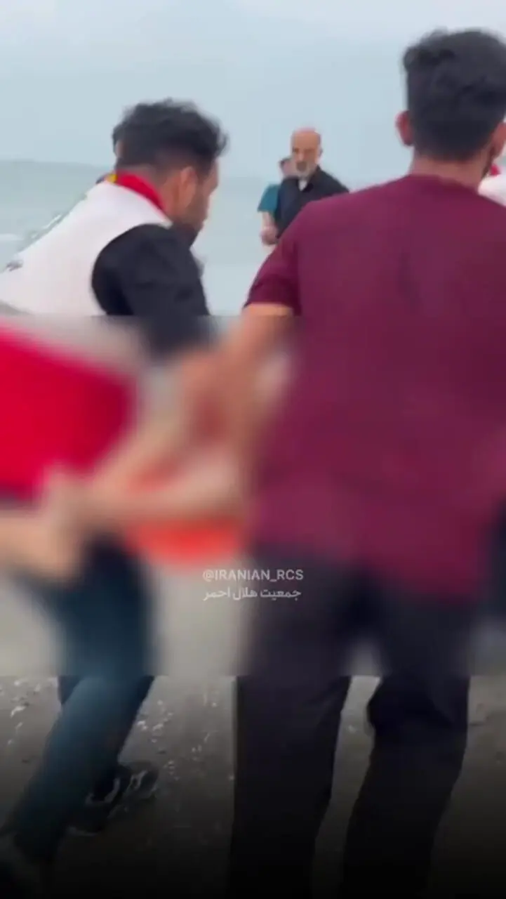 حادثه تلخ در ساحل رامسر / ٣ نوجوان در دریا غرق شدند 
