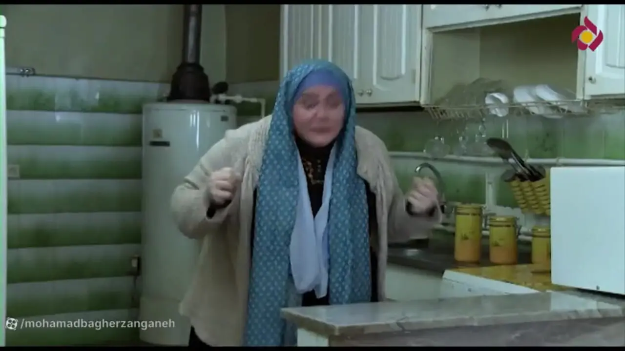 سکانس خنده دار دعوای نعیمه نظام دوست و یوسف صیادی در خروس بامحل +فیلم/فقط نعیمه...