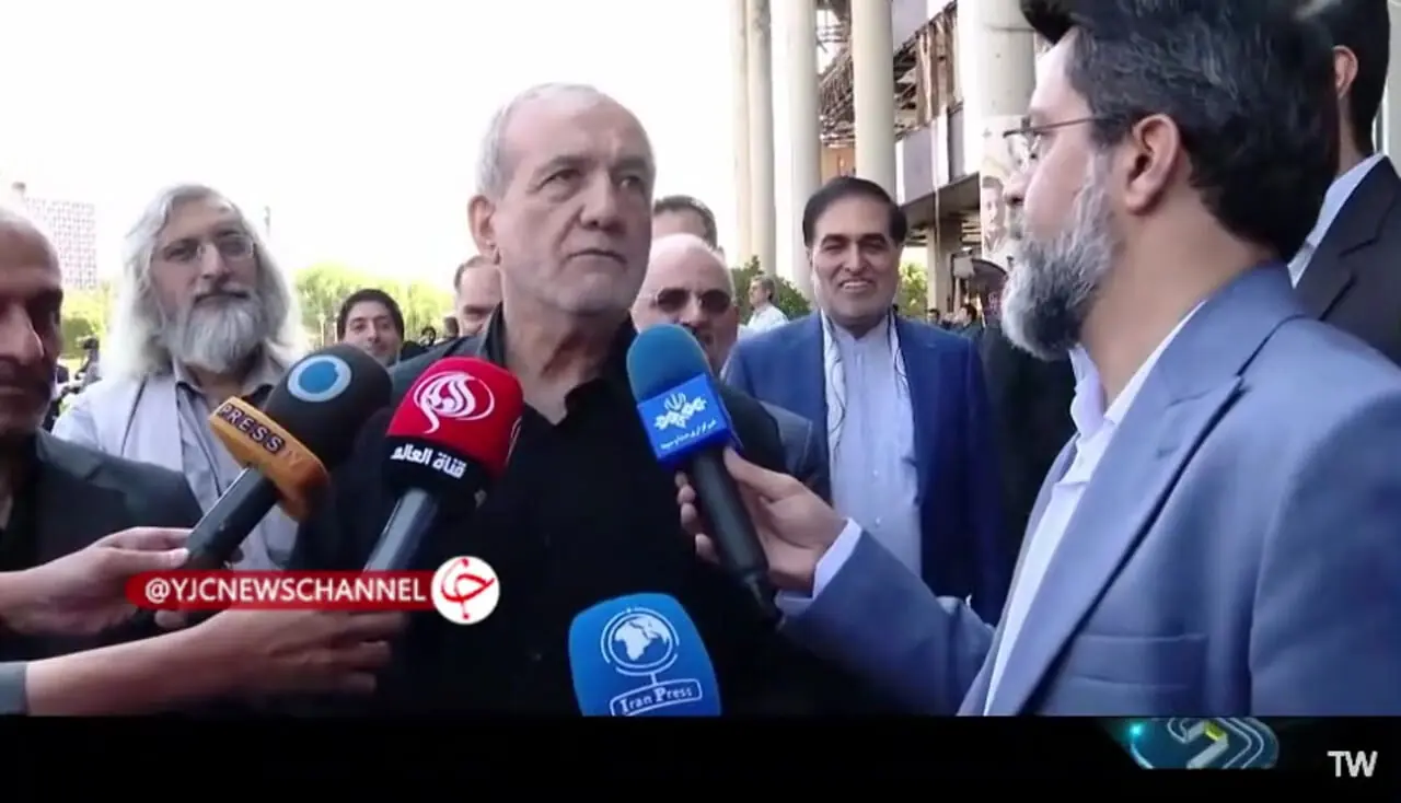 پزشکیان: با زاکانی کل‌کل داشتیم اما الان قدردان او هستم + فیلم