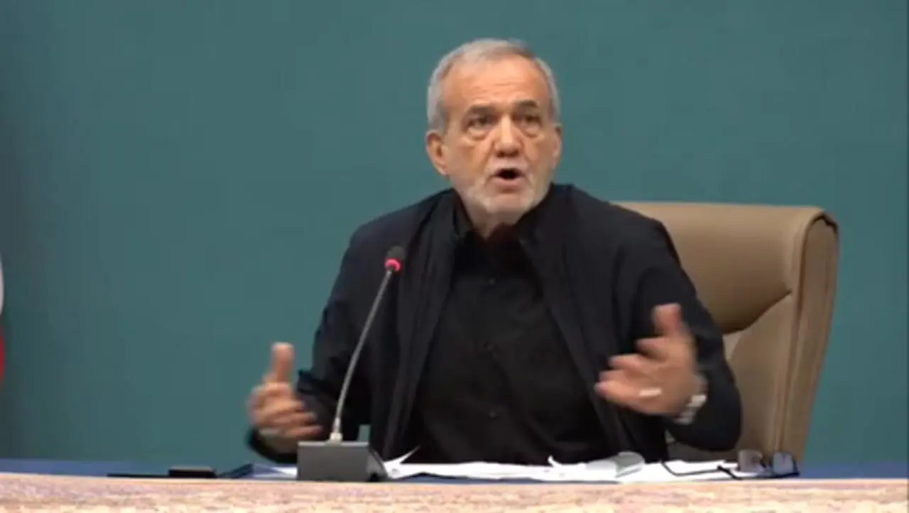 نباید به افرادی که در دهک‌های 8 ، 9 ، 10 قرار دارند یارانه بنزین تعلق بگیرد