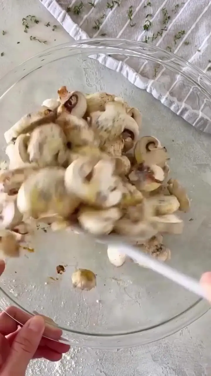 غذایی خوشمزه تنها با قارچ + فیلم