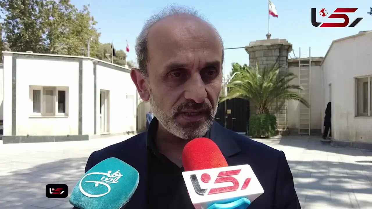 فیلم پاسخ رئیس سازمان صداوسیما درباره انتقادهای تند در برنامه ثریا از عملکرد دولت پزشکیان / کنایه ای به ادعاهای کواکبیان درباره خانم شکدم روی آنتن زنده ...