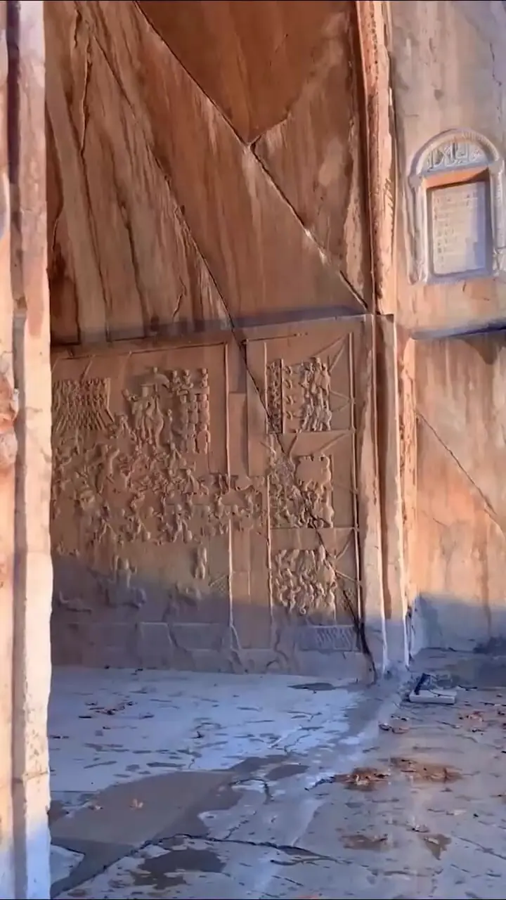 طاق بستان، شکوهی جاودان