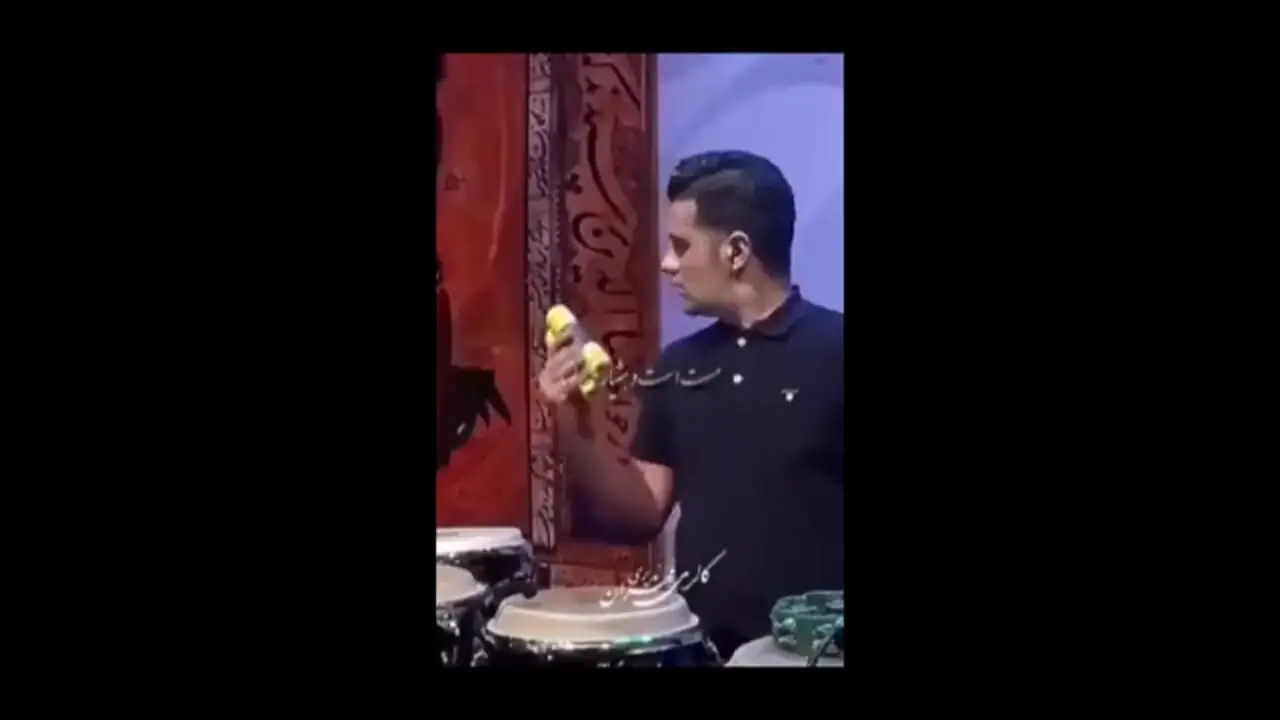 فیلم / اجرای خاطره‌انگیز مهران مدیری با آهنگ امشب شب مهتابه 