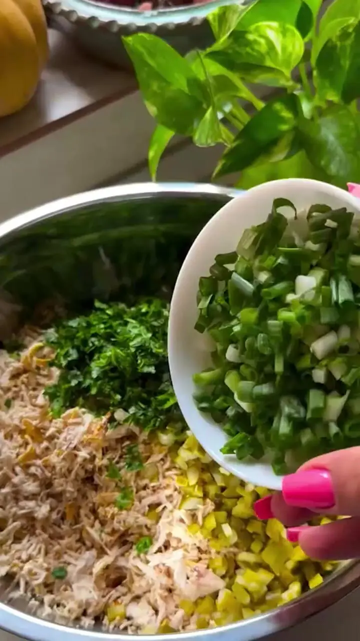 کیک مرغ، طعمی دلنشین و خانگی+ فیلم