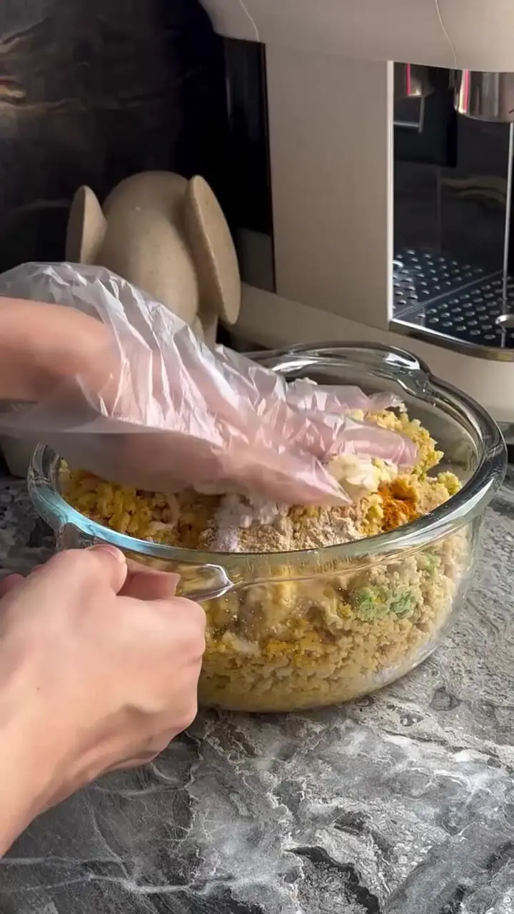 فلافل ترد و خوشمزه آبادانی، طعمی اصیل و محبوب + فیلم