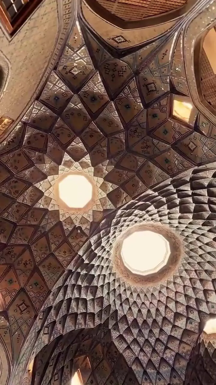 تیمچه امین الدوله، نگین معماری بازار های سنتی کاشان + فیلم