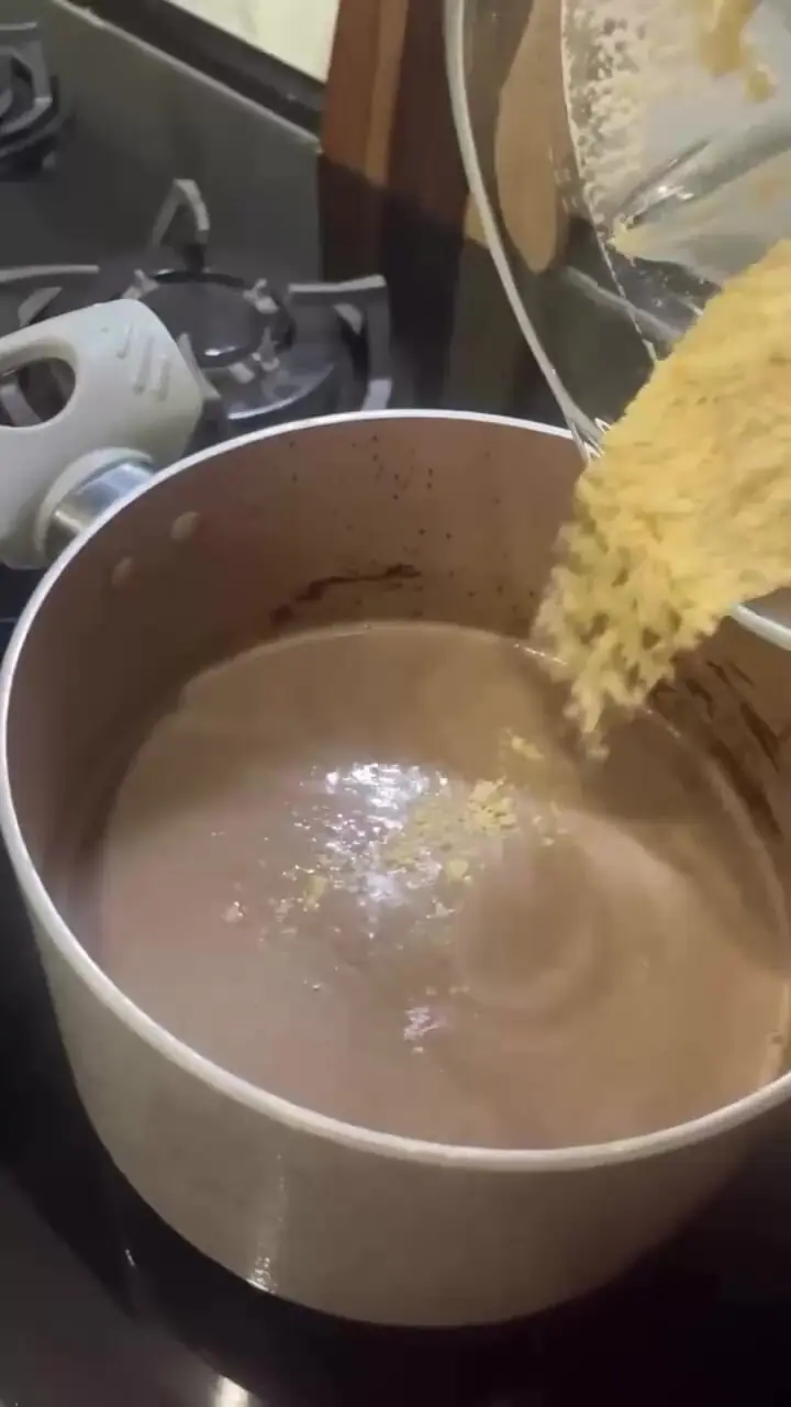چوکولاوا، دسر شکلاتی سلطنتی+ فیلم