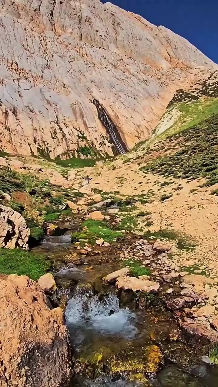 آبشار لورگاه، زیبایی خروشان چهارمحال