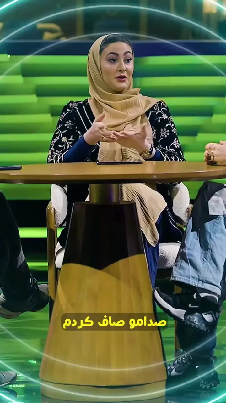 فیلم / مریم مومن : یه زن سمتم اومد گفت تو چقدر چاق و چله ای چقده گردی / همه آرمان هام فرو ریخت / خیلی ذوق داشتم مردم منو میشناسن اما بدجوری ضایع شدم