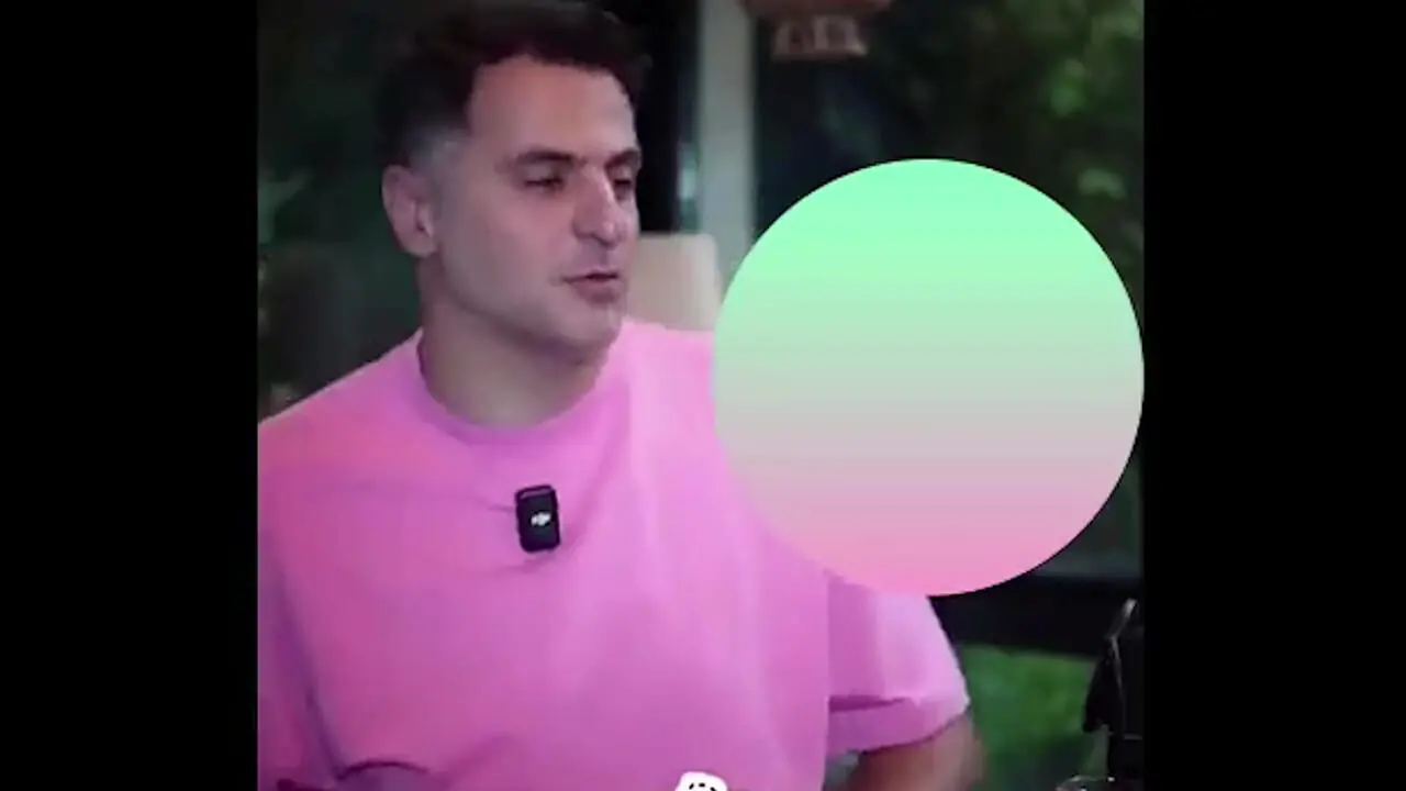 روشنک گرامی: من پسر پولدار میخوام.../ تا پارسال میگفتم.../ قبلا خرج پسرا رو هم میدادم ولی...!